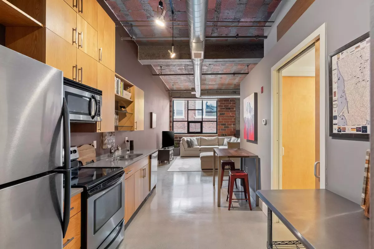 Minneapolis, MN 55401,718 Washington AVE N #612