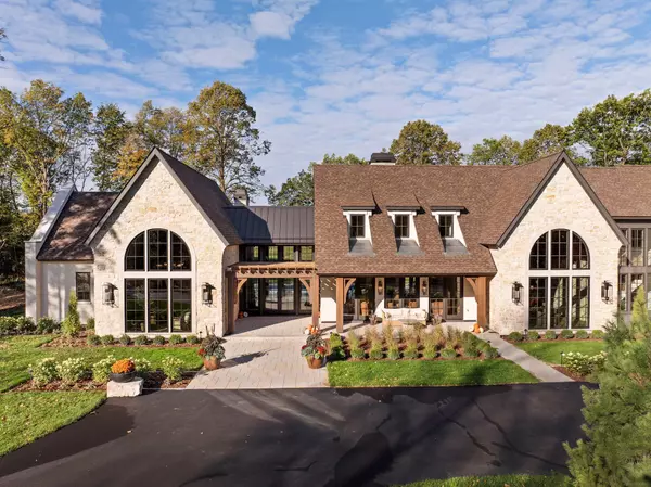 Medina, MN 55356,2295 Tamarack DR