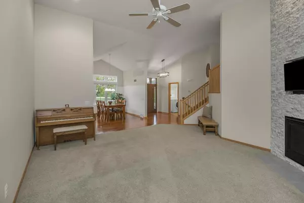 Inver Grove Heights, MN 55077,10787 Alison WAY