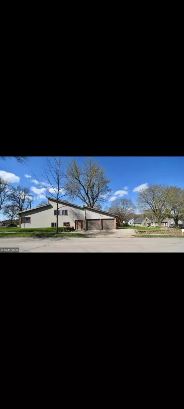 Rochester, MN 55901,1015 12th ST NW