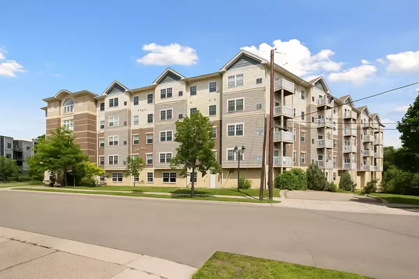 Minneapolis, MN 55417,4824 E 53rd ST #501