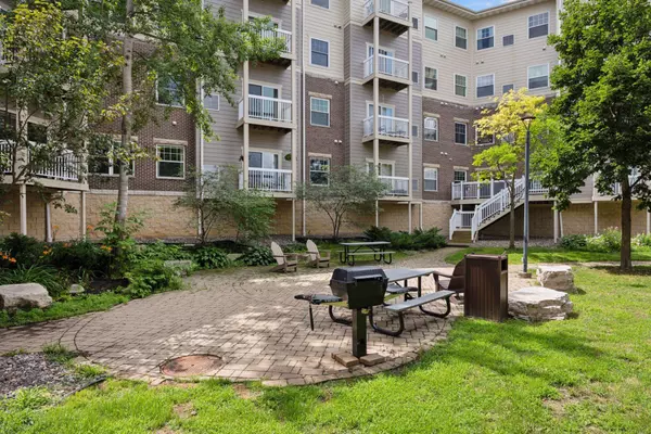 Minneapolis, MN 55417,4824 E 53rd ST #501