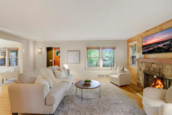 Minnetonka, MN 55345,14908 Glen Oak ST