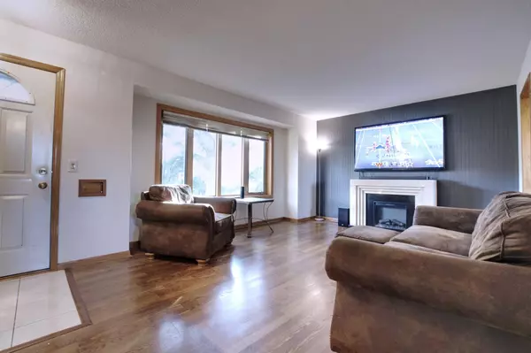 Bloomington, MN 55420,1008 W 80 1/2 ST