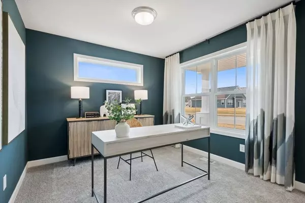 Oakdale, MN 55128,7632 40th ST N