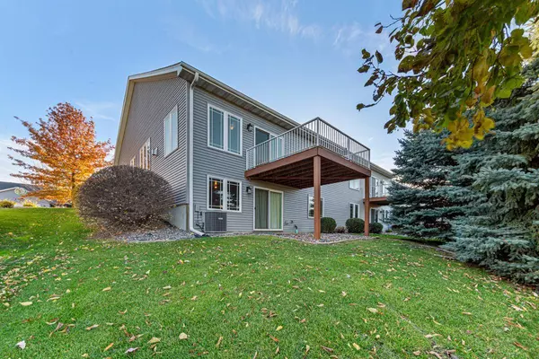 Faribault, MN 55021,2712 Village DR