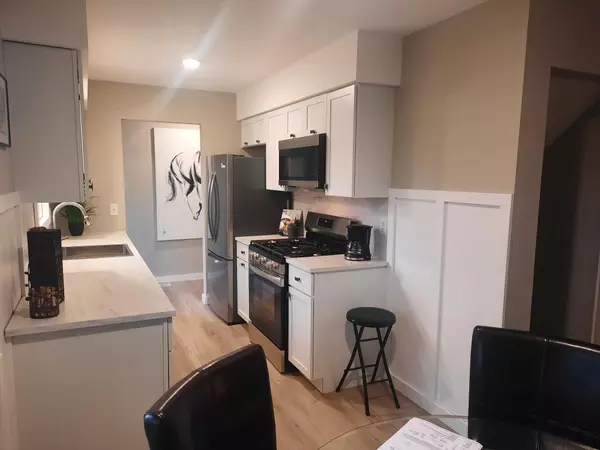 Lakeville, MN 55068,7217 167th CT W