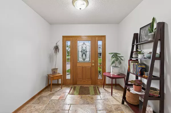 Eagan, MN 55123,699 Calvin CT