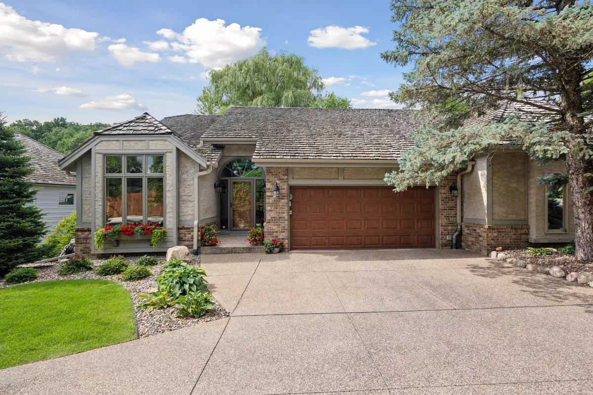 Edina, MN 55439,6545 McCauley TRL W