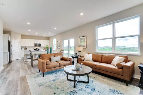 203 Snowdrop CIR, Waconia, MN 55387