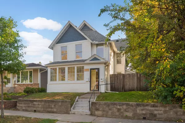 Minneapolis, MN 55413,623 Quincy ST NE