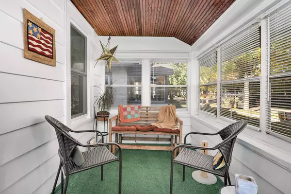 Minneapolis, MN 55418,2742 Garfield ST NE