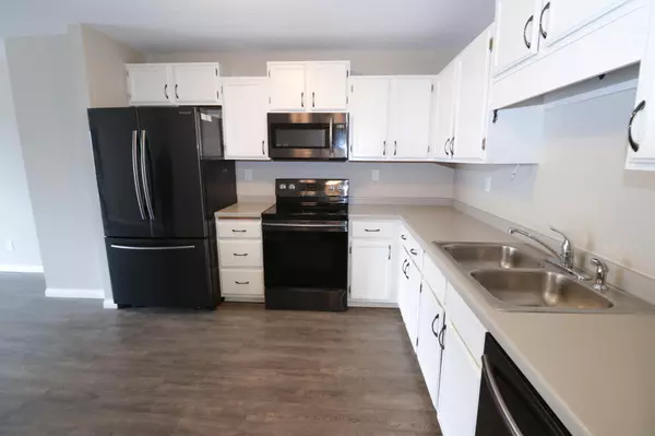 Saint Paul, MN 55101,66 9th ST E #1613