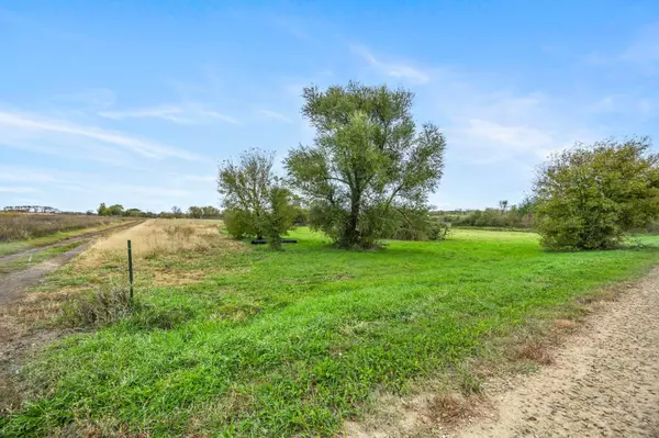 Lakeville, MN 55044,7264 230th ST E