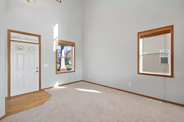 Maple Grove, MN 55311,6757 Urbandale LN N