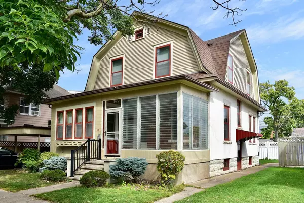 60 E King ST, Winona, MN 55987