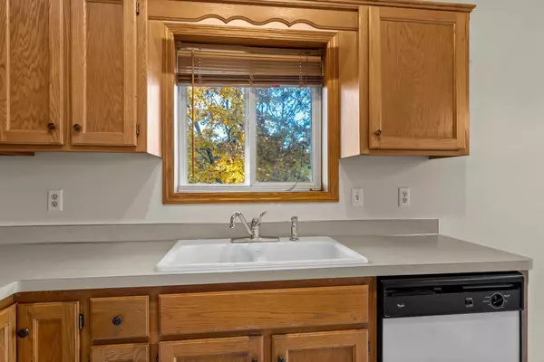 Wyoming, MN 55092,6110 262nd ST