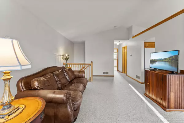 Wyoming, MN 55092,6110 262nd ST