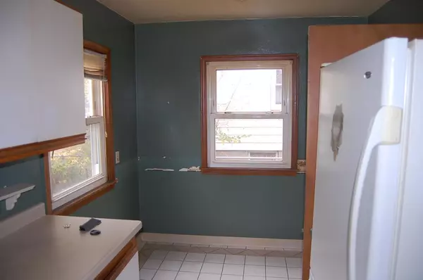 Saint Paul, MN 55117,1048 Dale ST N