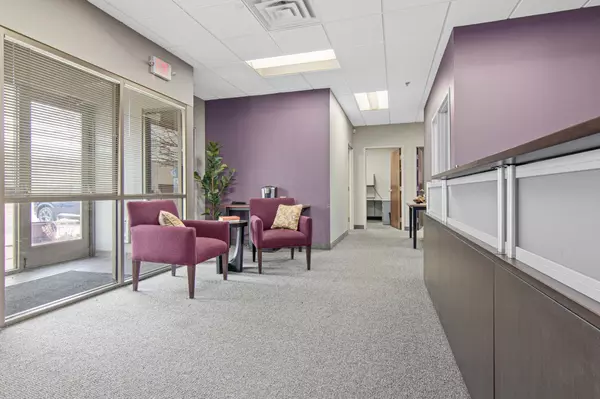 South Saint Paul, MN 55075,100 Bridgepoint DR