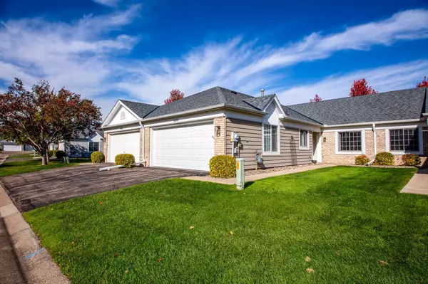 6800 Fremont LN, Woodbury, MN 55125