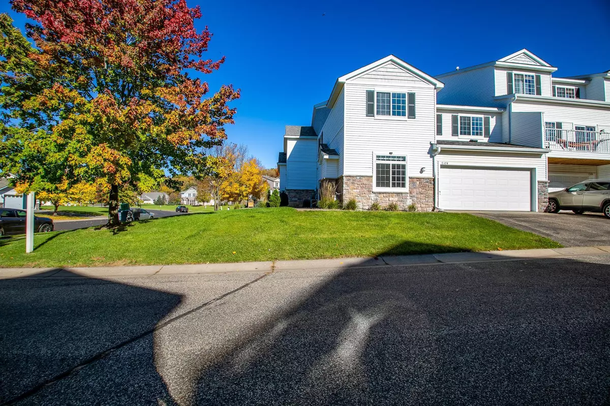 Cottage Grove, MN 55016,7374 Timber Crest DR S