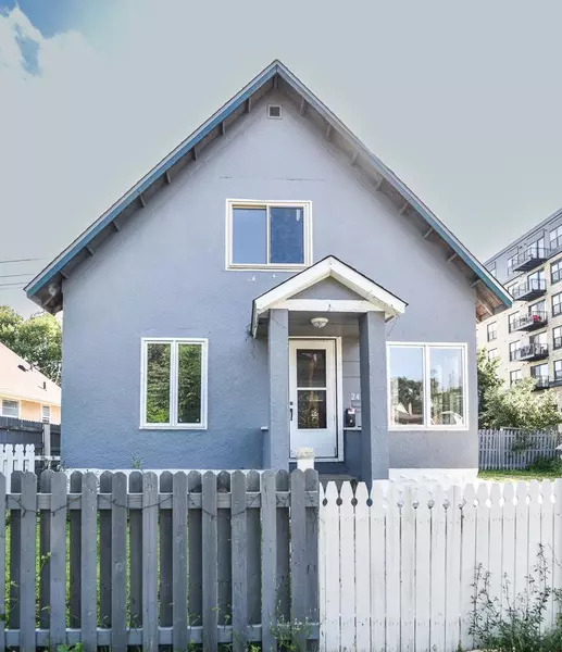 2419 California ST NE, Minneapolis, MN 55418