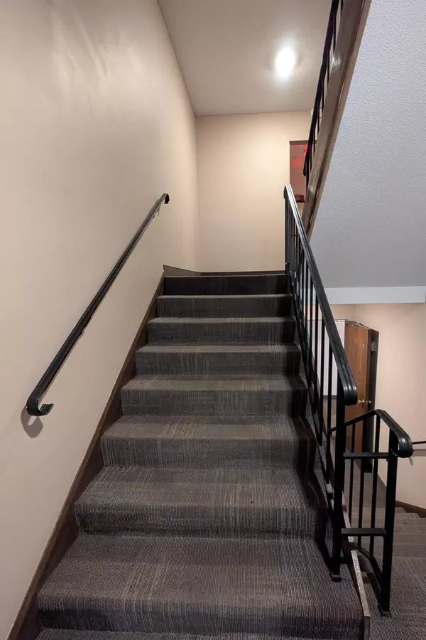 Burnsville, MN 55337,2005 122nd #A14