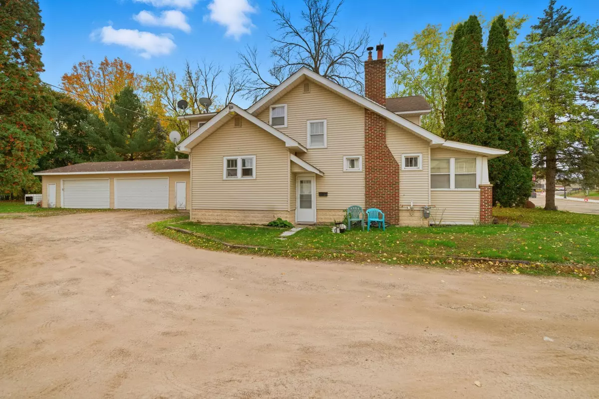 Somerset, WI 54025,302 Main ST