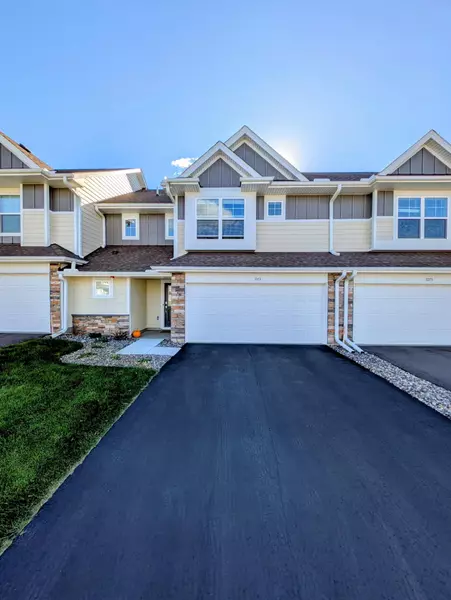 1073 Jubert DR, Medina, MN 55340