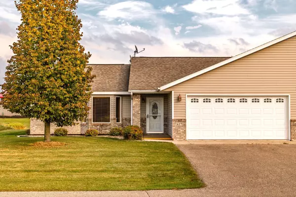 Osakis, MN 56360,617 6th AVE W