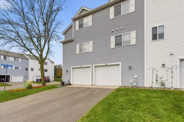 Eden Prairie, MN 55347,13188 Murdock TER