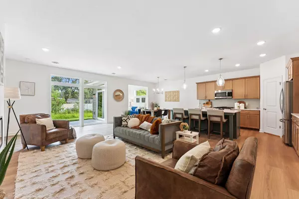 17714 Everest, Lakeville, MN 55044