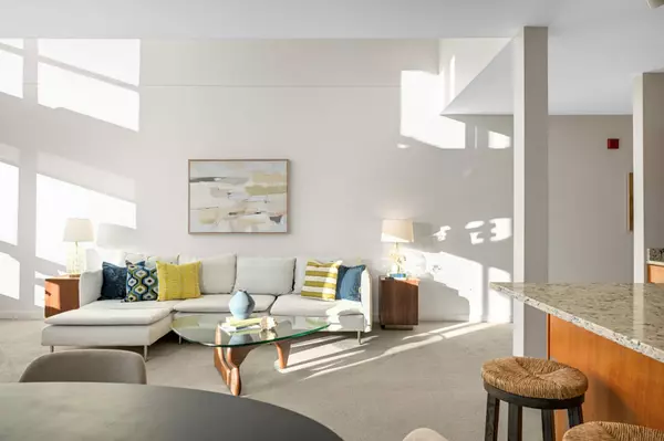 Minneapolis, MN 55404,1829 3rd AVE S #215