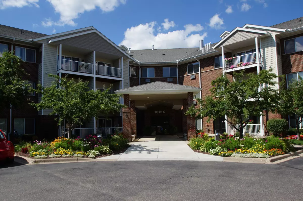 Prior Lake, MN 55372,16154 Main AVE SE #313