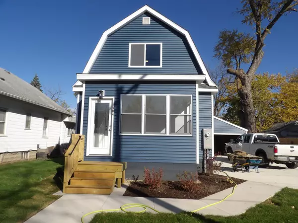 304 2nd AVE SW, Austin, MN 55912