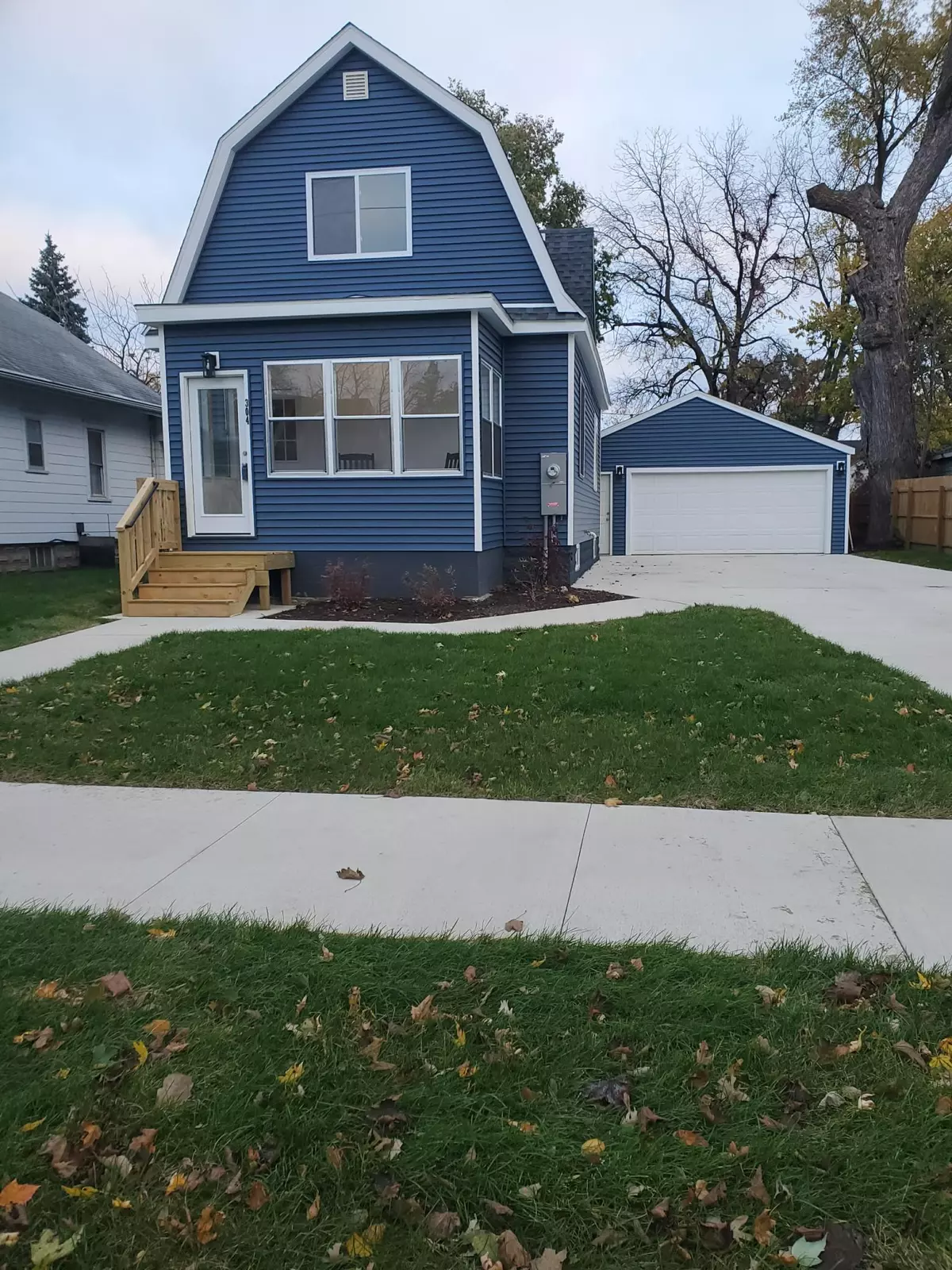 Austin, MN 55912,304 2nd AVE SW