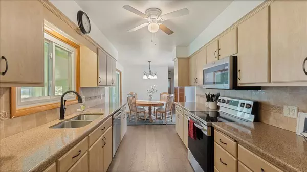 Cold Spring, MN 56320,1007 1st ST S