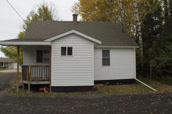 Cook, MN 55723,411 S River ST