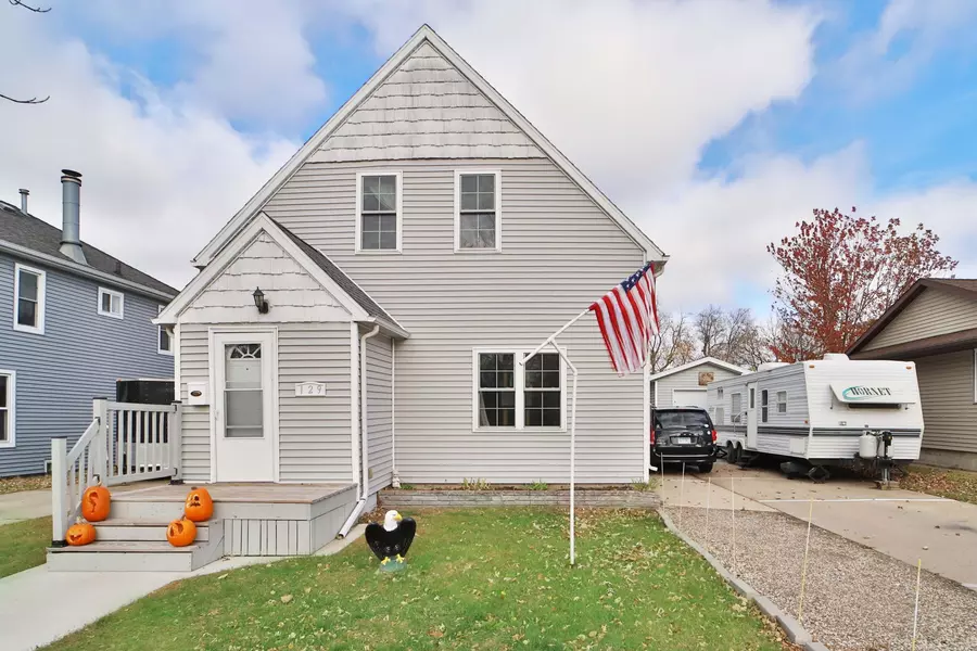 129 Dakota AVE SE, Staples, MN 56479