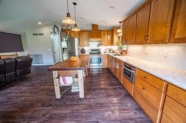 Ellsworth, WI 54011,256 W Panther DR