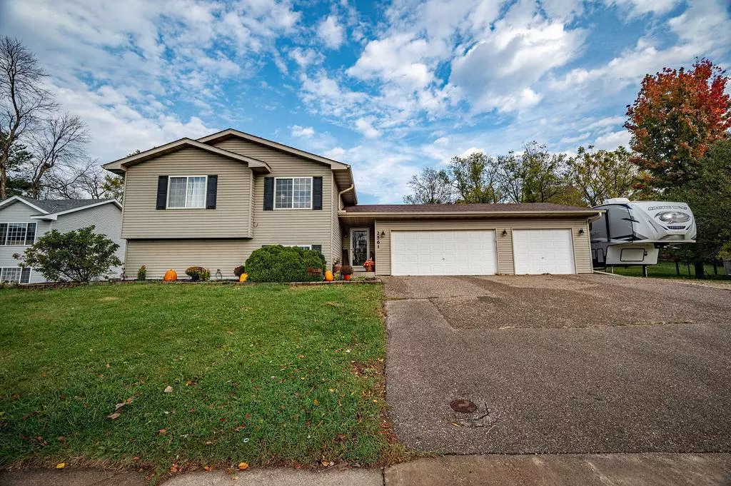 Ellsworth, WI 54011,256 W Panther DR