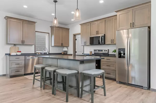 West Fargo, ND 58047,1021 61st AVE W