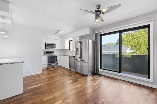 Minnetonka, MN 55305,11416 Minnetonka Mills RD