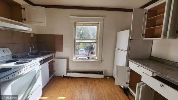 Saint Paul, MN 55106,1052 Ross AVE