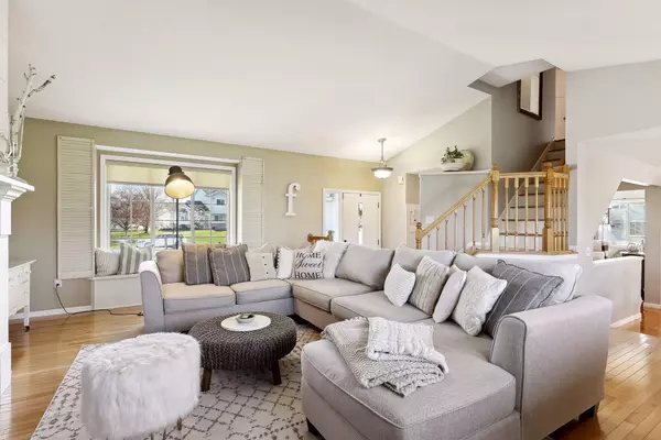 1438 154th LN NW, Andover, MN 55304