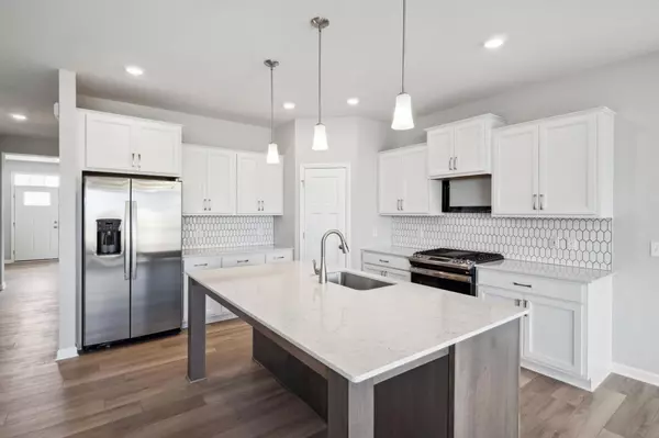 14830 Artaine TRL, Rosemount, MN 55068