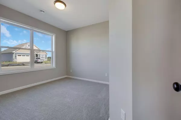 Rosemount, MN 55068,1290 149th ST W