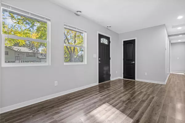 Fridley, MN 55432,681 Glencoe ST NE