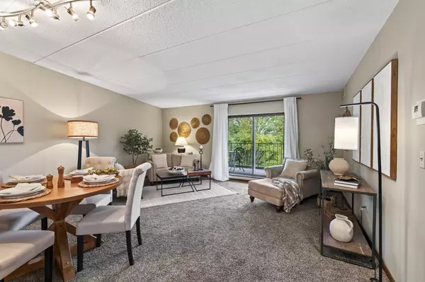 3320 Louisiana AVE S #310, Saint Louis Park, MN 55426